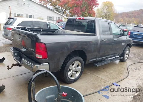 2018 Ram 1500 Big Horn 4X4 6'4 Box z USA, uszkodzony, nr VIN 1C6RR7GG1JS310907